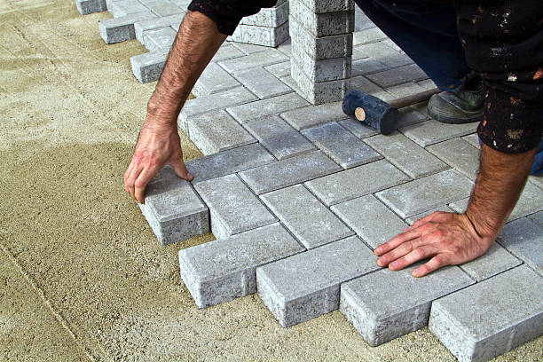  Oelwein, IA Driveway Pavers Pros